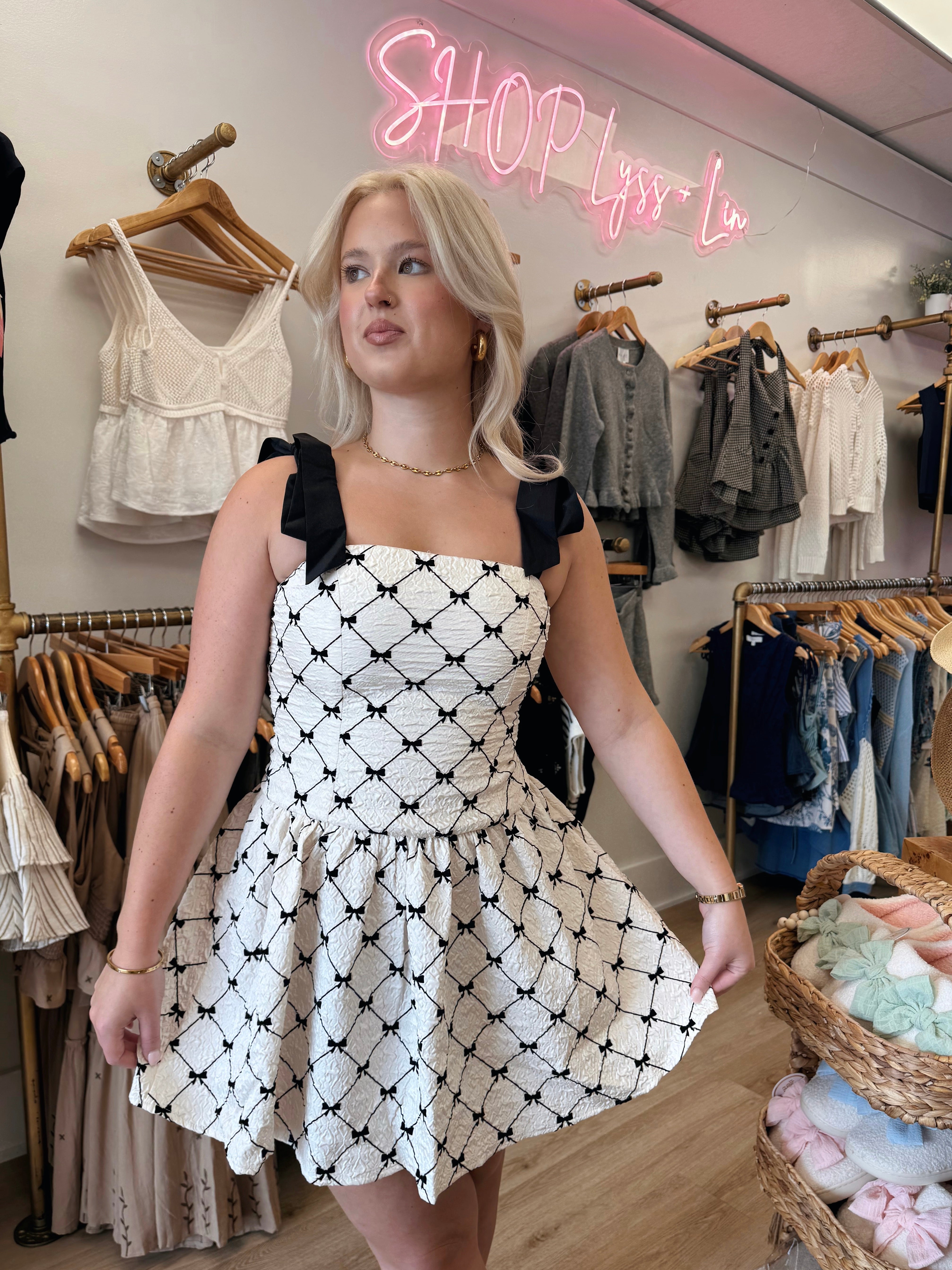 Bow Printed Mini Dress w. Bow Straps SHOP LYSS + LIN Bow Printed Mini Dress w. Bow Straps SHOP LYSS + LIN