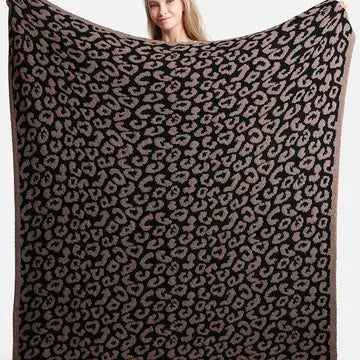 Patterned Throw Blankets
