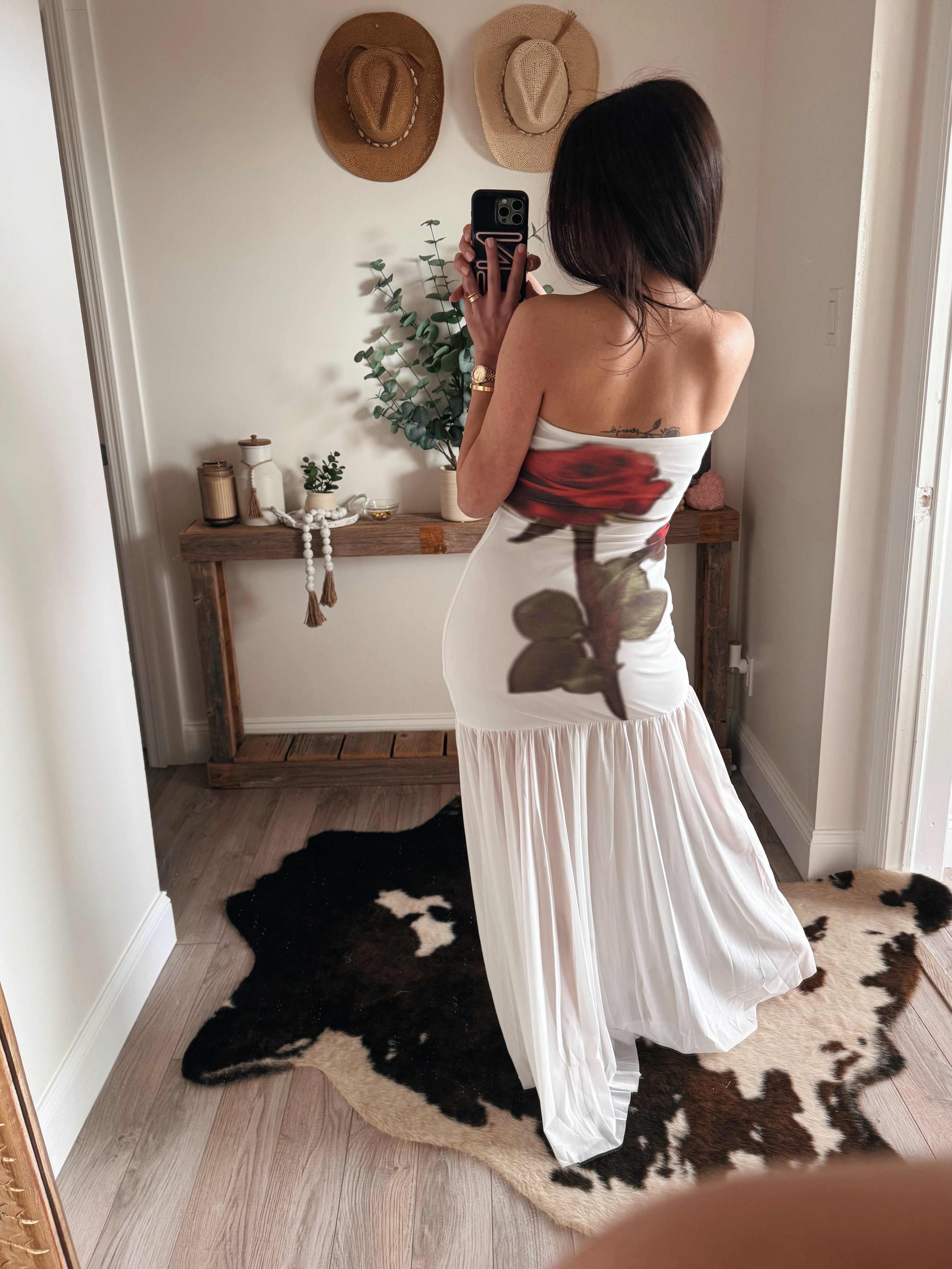White Rose-Print Mesh Strapless Drop-Waist Maxi Dress M White Rose-Print Mesh Strapless Drop-Waist Maxi Dress M