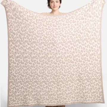 Patterned Throw Blankets