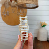 Pearl Rectangle Clip