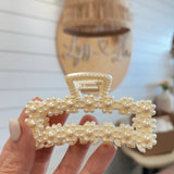 Pearl Flower Claw Clip